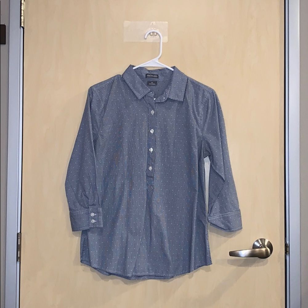 Van Heusen 1/2 Botton Down Checkered Top